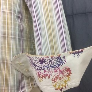 Awesome Robert Graham shirt in men’s size 2XL.